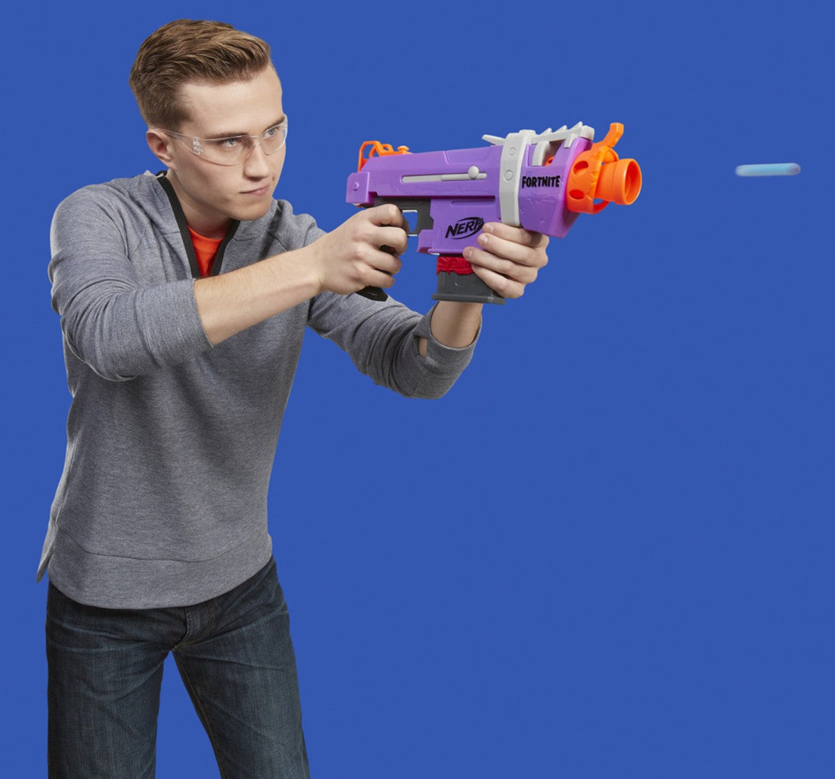 Nerf Fortnite SMG E Blaster Motorized Dart Blasting 6 Dart Clip, 6 Official Nerf Elite Darts