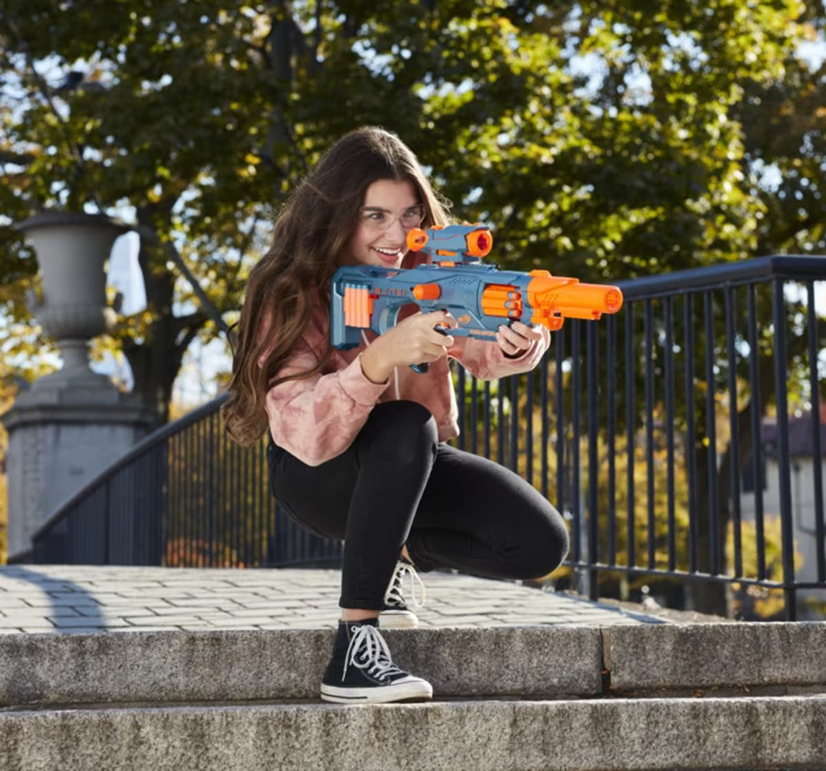 Nerf Elite 2.0 Eagle point RD 8 Blaster 8 Dart Drum, Detachable Scope and Barrel, 16 Official Nerf Elite Darts