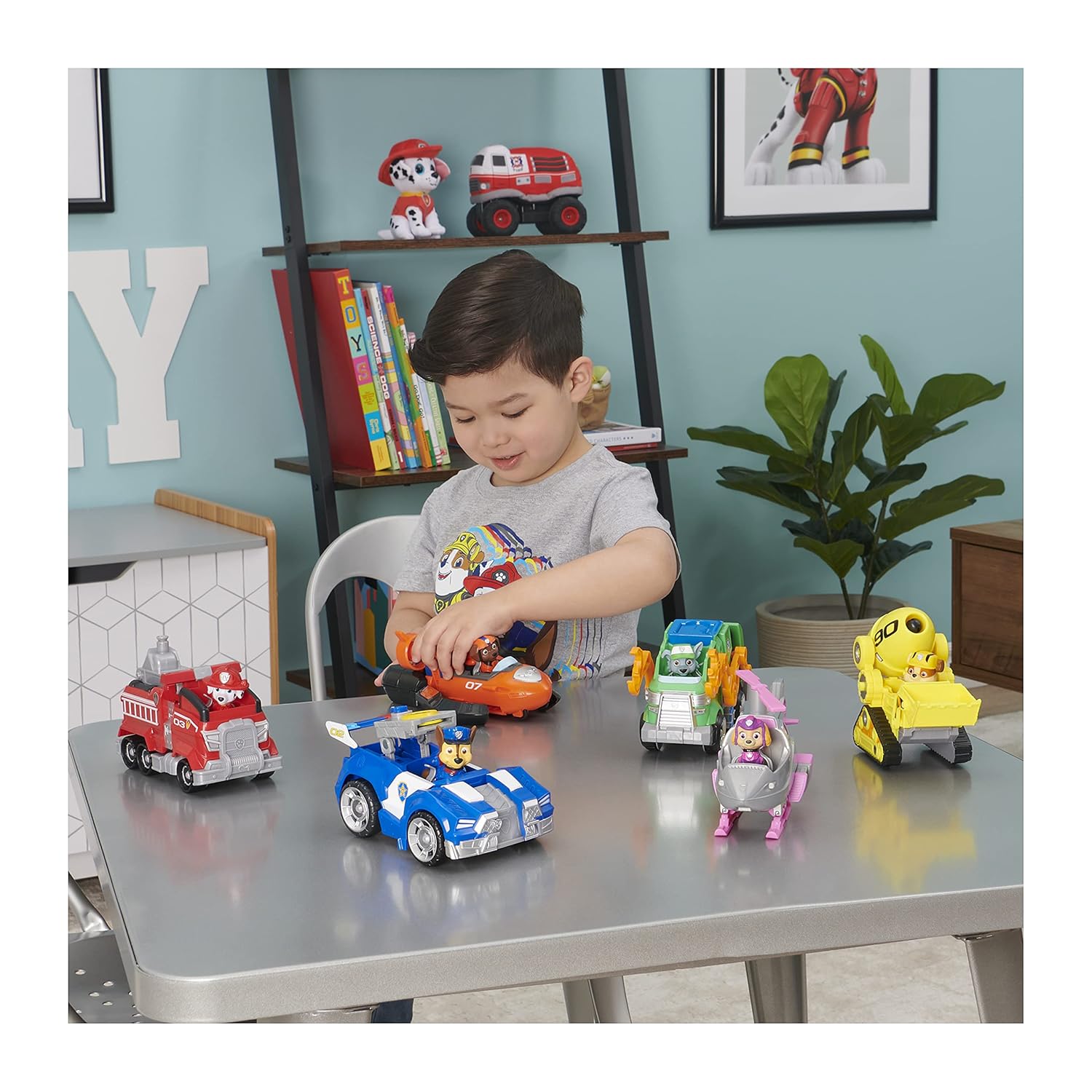 Paw Patrol Zuma Vehicle Figure Toy